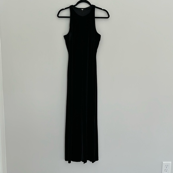 JSC Dresses & Skirts - JSC Black Velvet Dress Sz SM